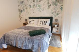 Apartman Tina ***** s jacuzzijem u blizini Parka prirode Papuk - Slatina - 0