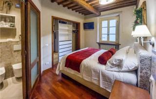 Stunning Home In Capannori With Jacuzzi - Capannori - 3