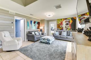 Vibrant Family Condo 100 feet to Private Beach! - Destin - 4