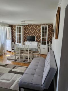 Apartament Florilor - Baia Mare - 0