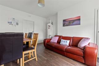 Cosy 2-BDR Apartment & 15 minutes to Edinburgh by train & Free Parking - Prestonpans - 1
