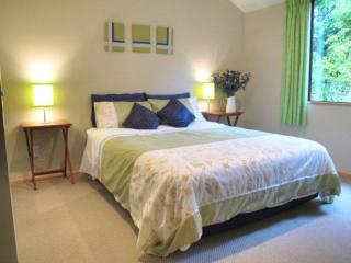 18 St James Avenue - 5