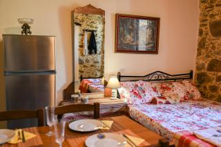 Stone house for relaxation in Elos - Císsamos - 2