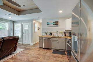 Lake Conroe Vacation Rental half Mi to Boat Launch! - Willis - 5