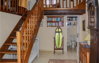 Nice Home In Savigne-Sous-Le-Lude - 8