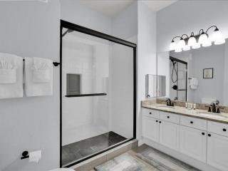 Stunning Newly Renovated Condo, Near Disney - Davenport - 1