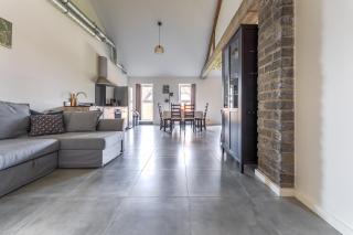 De Hoog Velden 14 - 0