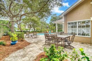 Sandy's Seacrest - 7