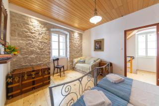 Antique Central Komiža House Nona Nika - 8