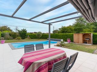 Maison à Mimizan avec piscine, 4 personnes, proche lac, activités à proximité - FR-1-50-102 - 2