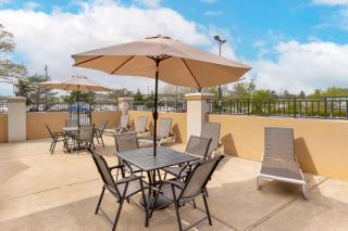 Best Western Plus The Charles Hotel - St. Charles - 1