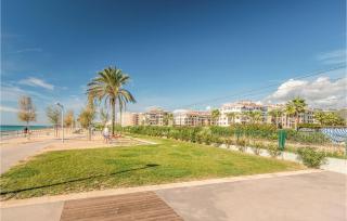 Nice Apartment In Pineda De Mar - Pineda de Mar - 3