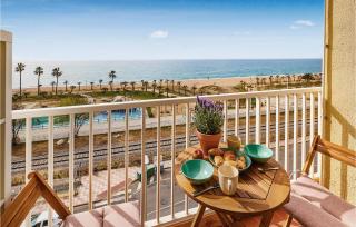 Nice Apartment In Pineda De Mar - Pineda de Mar - 2