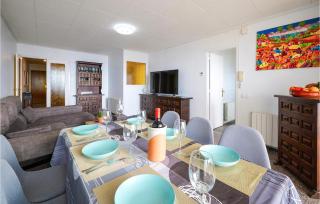 Nice Apartment In Pineda De Mar - Pineda de Mar - 2