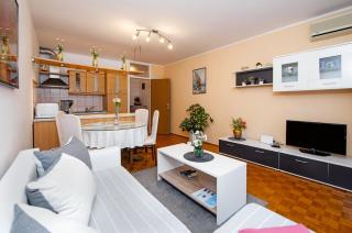 Apartments with parking spaces Rovinj - 20847 - 2