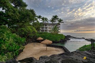 Condo On the Ocean, Lagoon and Garden - Hale Kona Kai 411 by Casago Kona - Kailua-Kona - 3