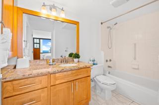 1BR with Stunning Ocean Views, Near Beach & Parking - Honolulu - 5