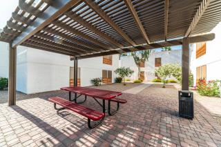 Modern Casa Grande Paradise heated pool condo NO PETS ALLOWED - Casa Grande - 4