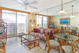 True and Absolute Oceanfront Condo Breathtaking Views From The Lanai - Hale Kona Kai 402 by Casago Kona - Kailua-Kona - 8