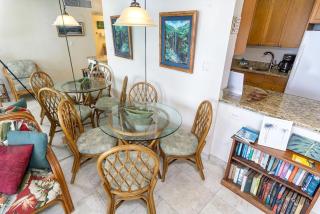 True and Absolute Oceanfront Condo Breathtaking Views From The Lanai - Hale Kona Kai 402 by Casago Kona - Kailua-Kona - 1
