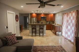 3bdr Remodeled Scottsdale Desert Pool Oasis and Entertainment - 6