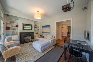 The Walton House - historic 3bd 2 5ba with parking - 0