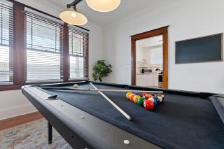 Old Mission Manor - Chic 2br 1ba Apartment - Sleeps 6 - Pool Table - 15 Min Walk to Downtown - St. Augustine - 9