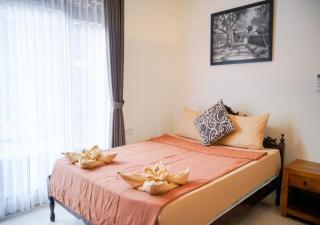 Adipana Bungalow-Balinese Room - Ubud - 7