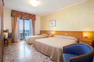 Hotel La Tonnara - 1