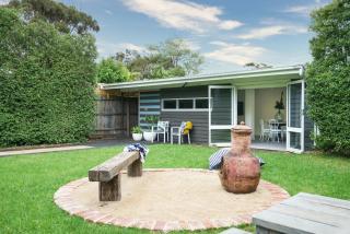 Shoreline Hideaway - 9