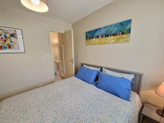 Appartement avec Piscine, Tennis & Balcon, Centre-ville Chatelaillon-Plage, 6 Pers, 2 Ch - FR-1-706-17 - 5