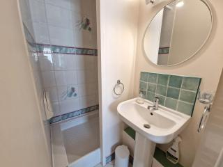 Appartement avec Piscine, Tennis & Balcon, Centre-ville Chatelaillon-Plage, 6 Pers, 2 Ch - FR-1-706-17 - Châtelaillon-Plage - 3