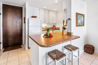 Dreamy True Oceanfront Condo - Hale Kona Kai 307 by Casago Kona - Kailua-Kona - 4