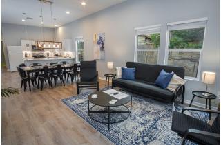 Your Dream Stay 4BR2BA Near Downtown Riverwalk - 9