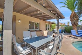 4 bdr, Two Master suite, billiards & desert oasis pool - Scottsdale - 1