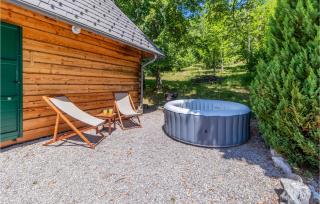 2 Bedroom Gorgeous Home In Frkasic - 8