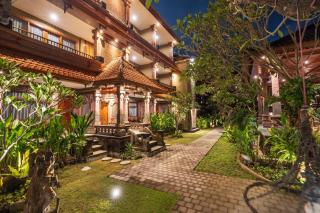 Suka Beach Inn - Kuta - 7