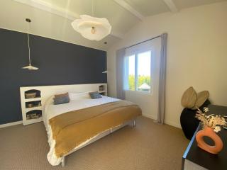 Villa et piscine privatives avec magnifique parc - Monteux - 3