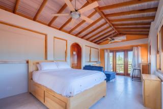 Beachfront Villa Island Pearl Gold Standard Certified - Caye Caulker - 1