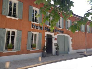 Hôtel Restaurant Notre Dame - Collobrières - 9