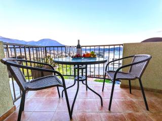 Apartment Sea & Mountain - 4