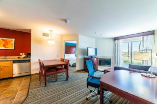 Metro Extended Stays Phoenix - 2BR Upstairs - 5