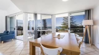 Blue Pacific 4, 4 - 6 Pacific Parade - Yamba - 5