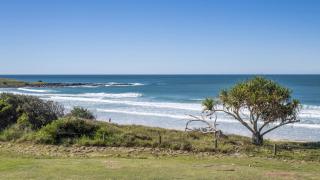 Blue Pacific 4, 4 - 6 Pacific Parade - Yamba - 9