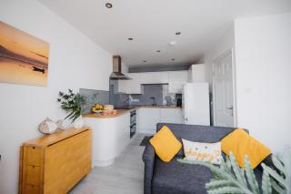 No.45 // 3 Double Bedrooms // 170 metres to beach - Newquay - 0
