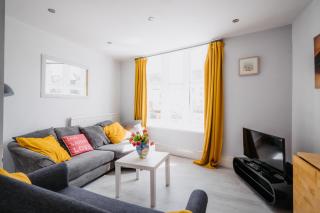 No.45 // 3 Double Bedrooms // 170 metres to beach - Newquay - 1