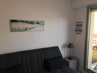 Studio rénové avec balcon à 100m de la plage et piscine - 4 personnes - Les Sables-d'Olonne - FR-1-331-204 - 7