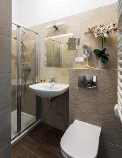 G12 Aparthotel - 7