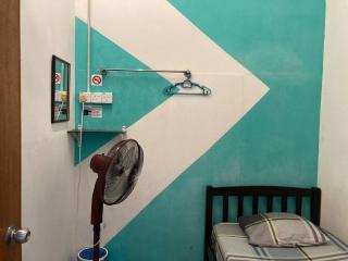 Travellers Diary Guesthouse - 9