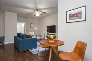 CozySuites Music Row Spacious 1BR with free parking 26 - Nashville - 2